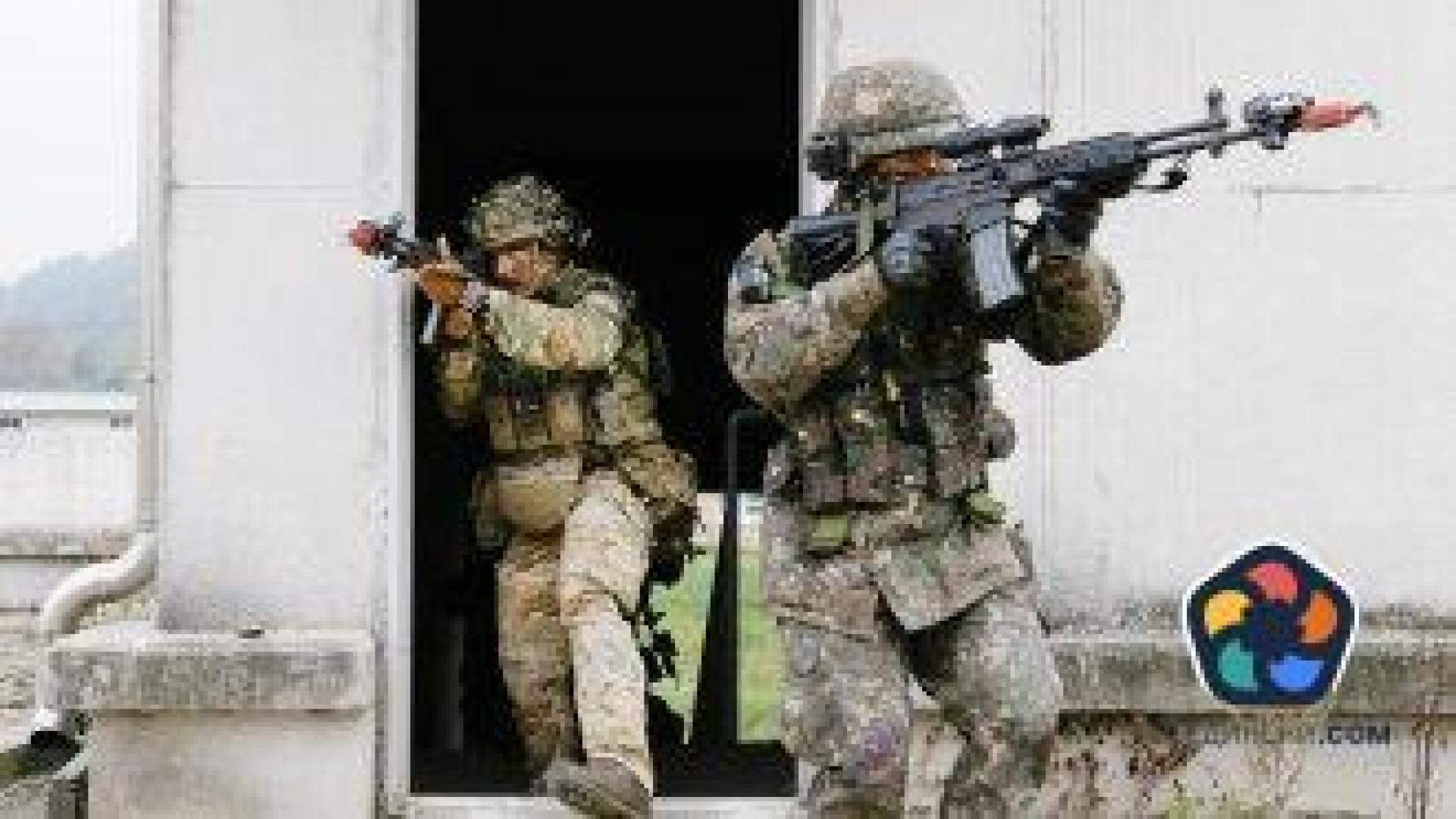 Възможни ли са по-високи дефицити и заеми в името на повече разходи за отбрана?