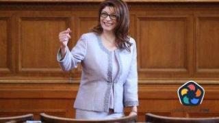 "Има опит". Премиерът защити Десислава Атанасова за Венецианската комисия