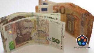 Кои банки премахват някои такси по потребителските заеми?