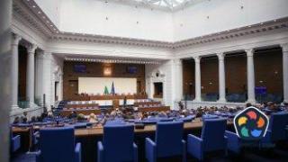 На живо: НС изслушва ЦИК и "Информационно обслужване" за саботажа на изборното дело