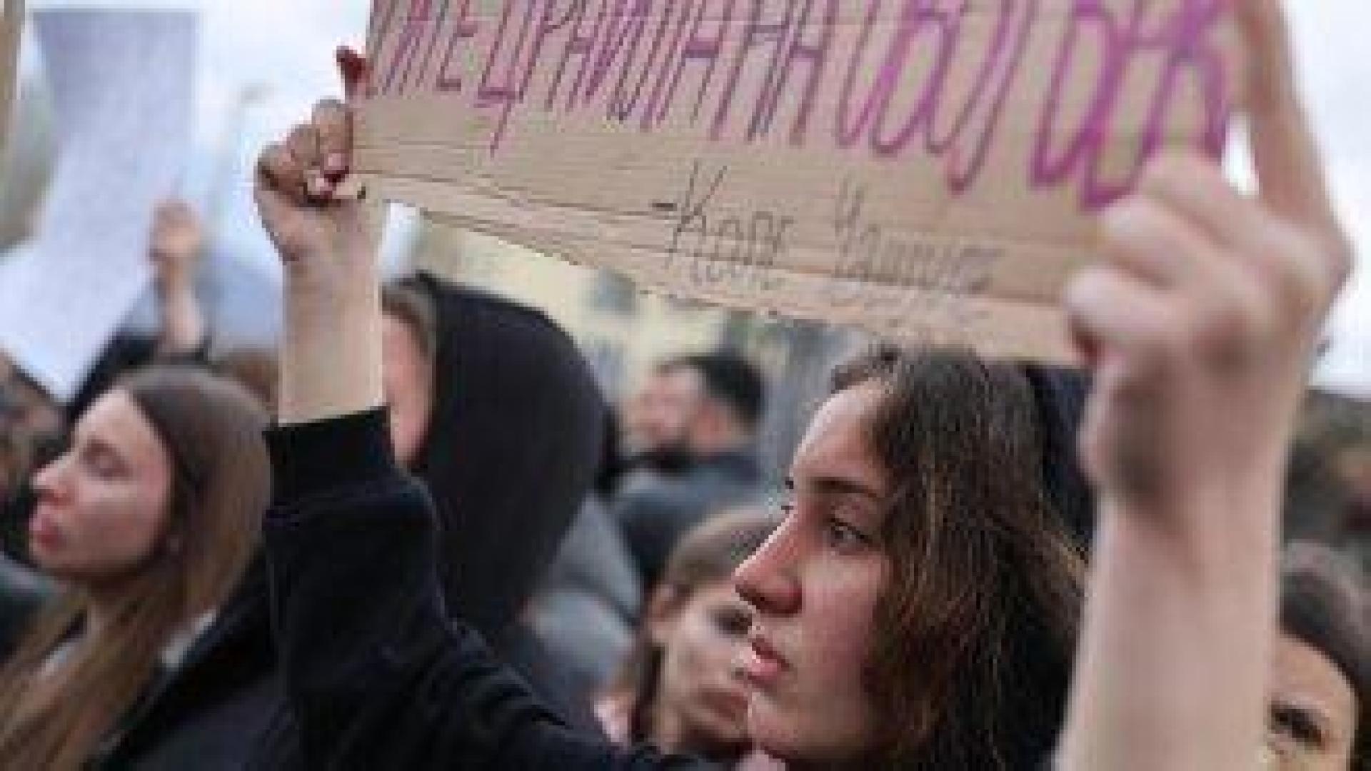 Полицейски уволнения, арести и гняв след трагедията в Кочани