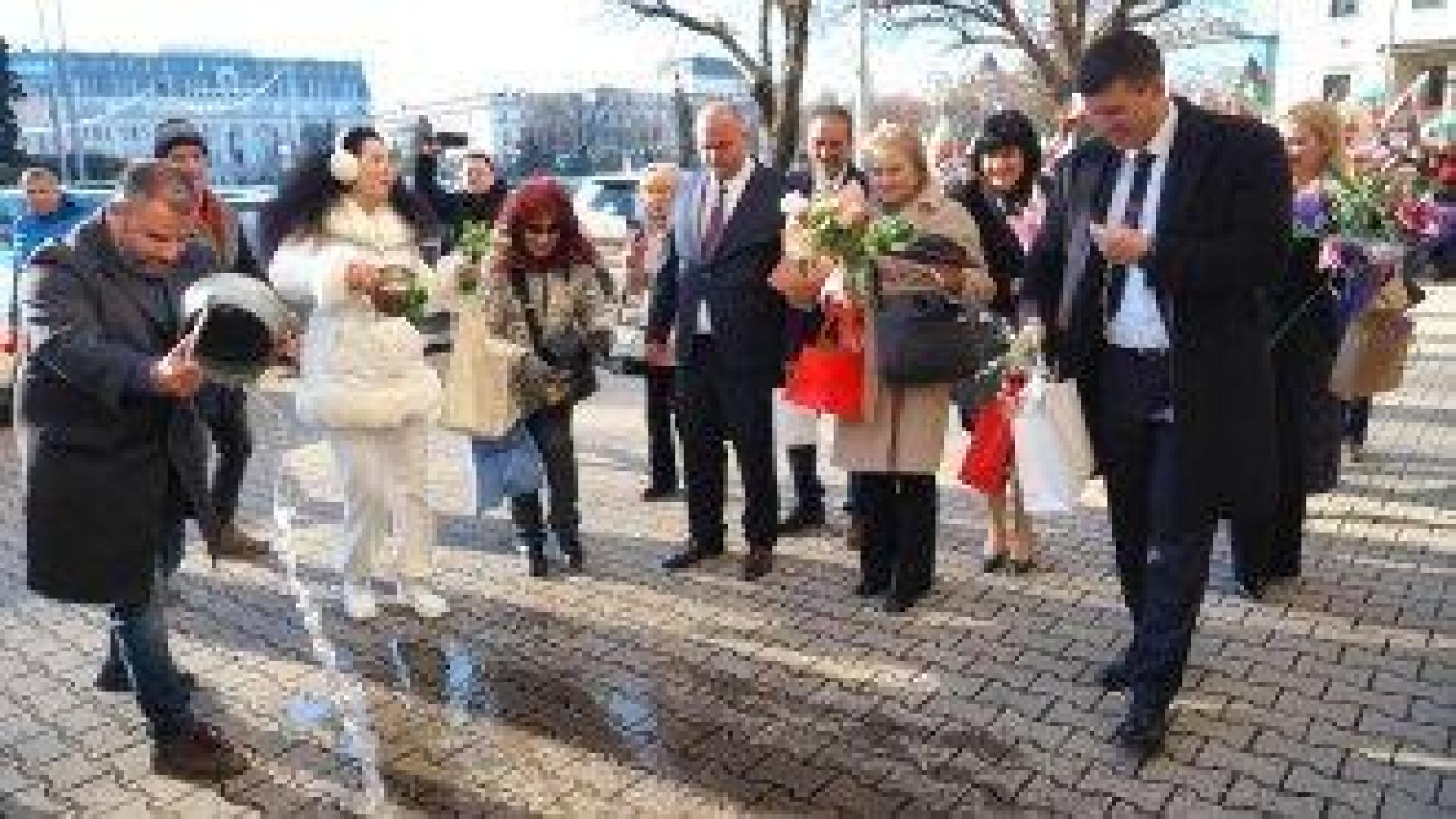 Ивелин Михайлов и депутатите му се заклеха, нямало да подкрепят бюджета