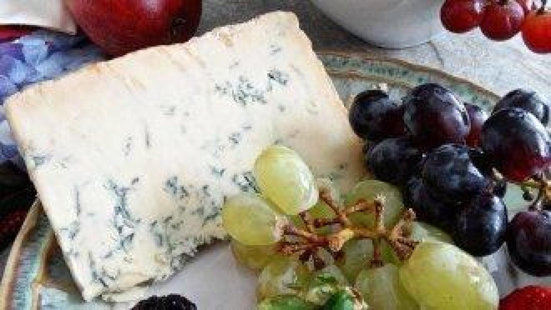 Френското синьо сирене "Рокфор" празнува 100 години наименование за произход