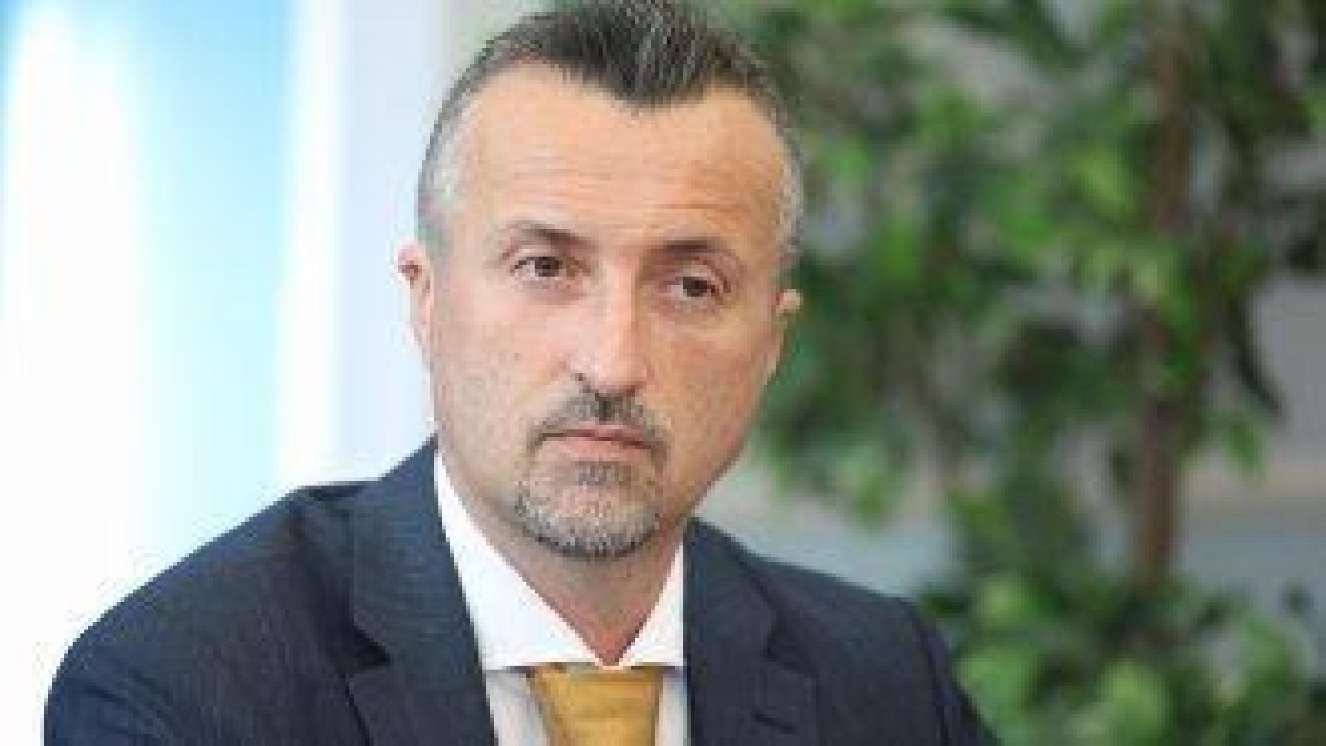 Новият шеф на Здравната каса каза, че няма обвързаност с нито една партия