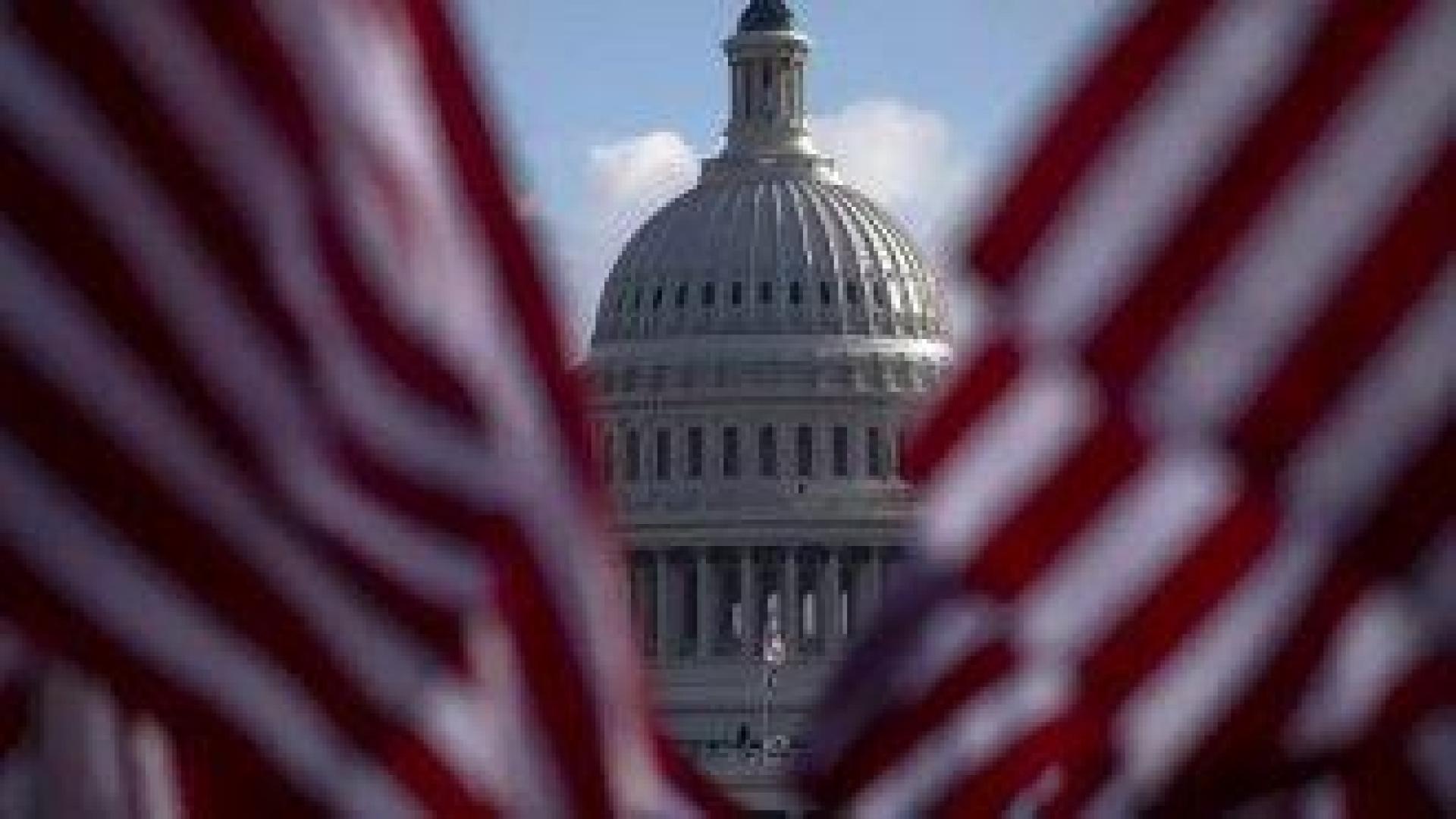 Администрацията на Тръмп спира средствата за обучение на учители и борба с маларията