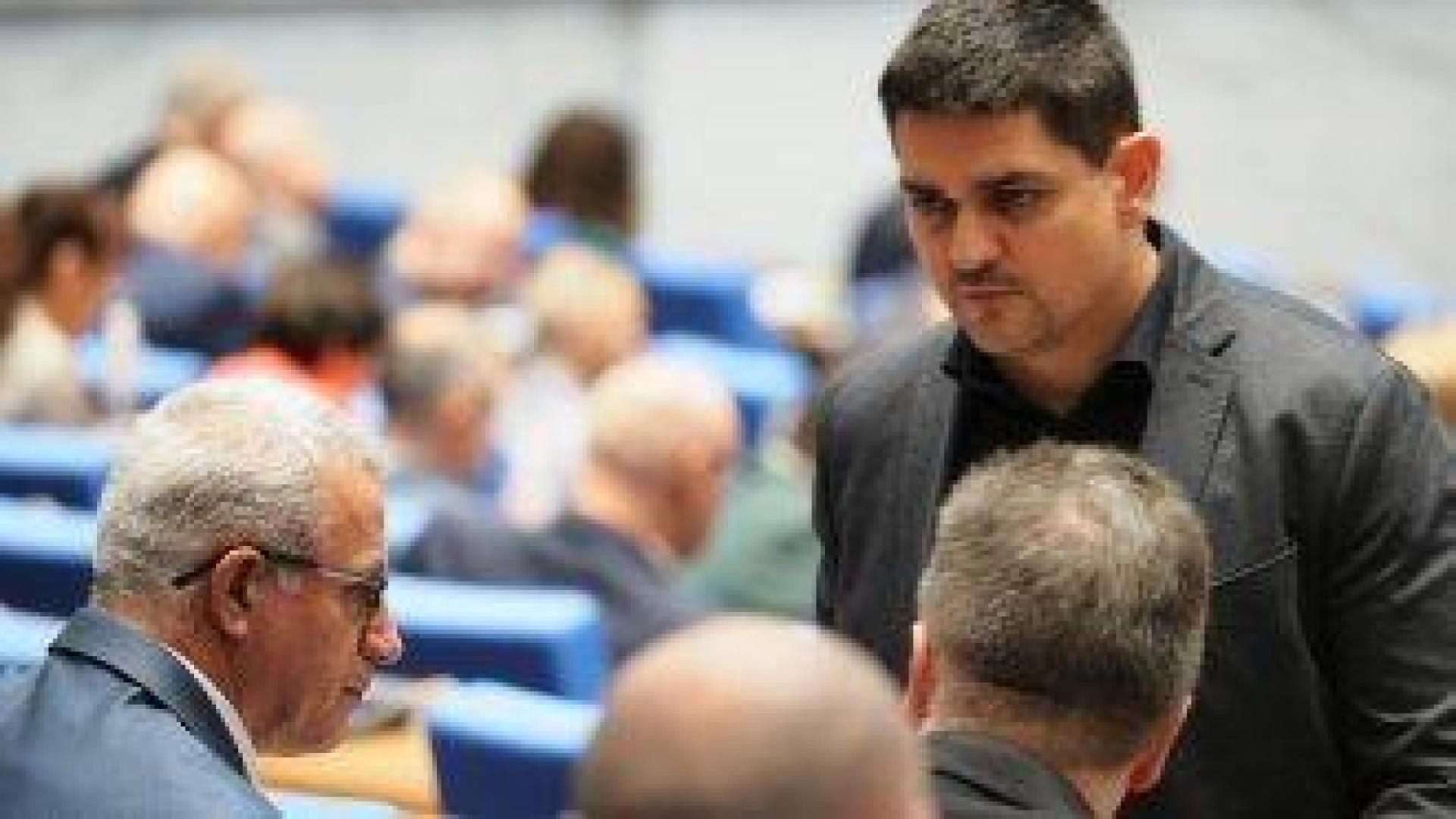 Радостин Василев отново е зам.-председател на парламента