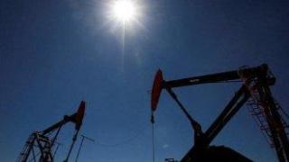 Петролът продължава да поскъпва заради Тръмп