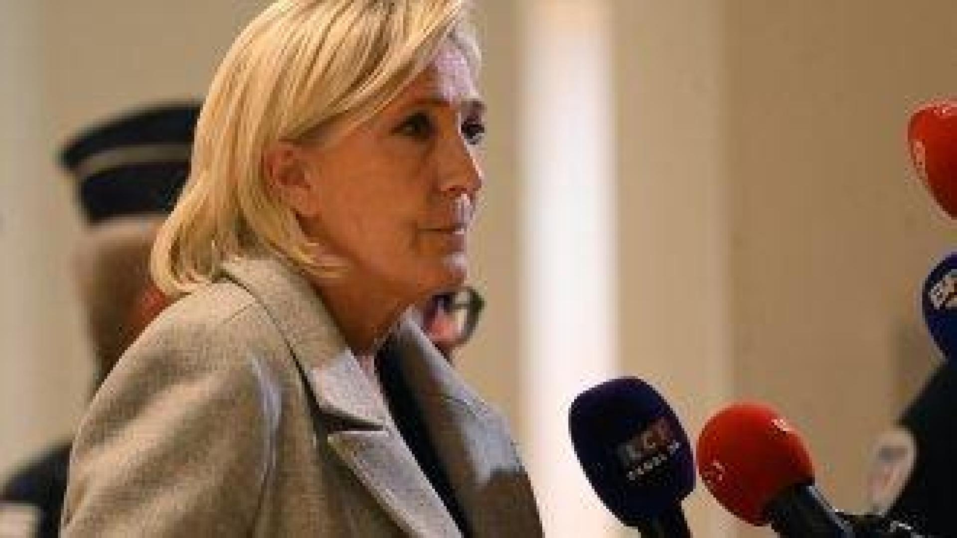 Решение на Конституционния съд на Франция може да изхвърли Льо Пен от президентските избори