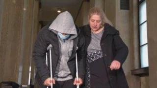 Гладна стачка обяви бащата на психичноболния мъж, нападнал 2 синоптици