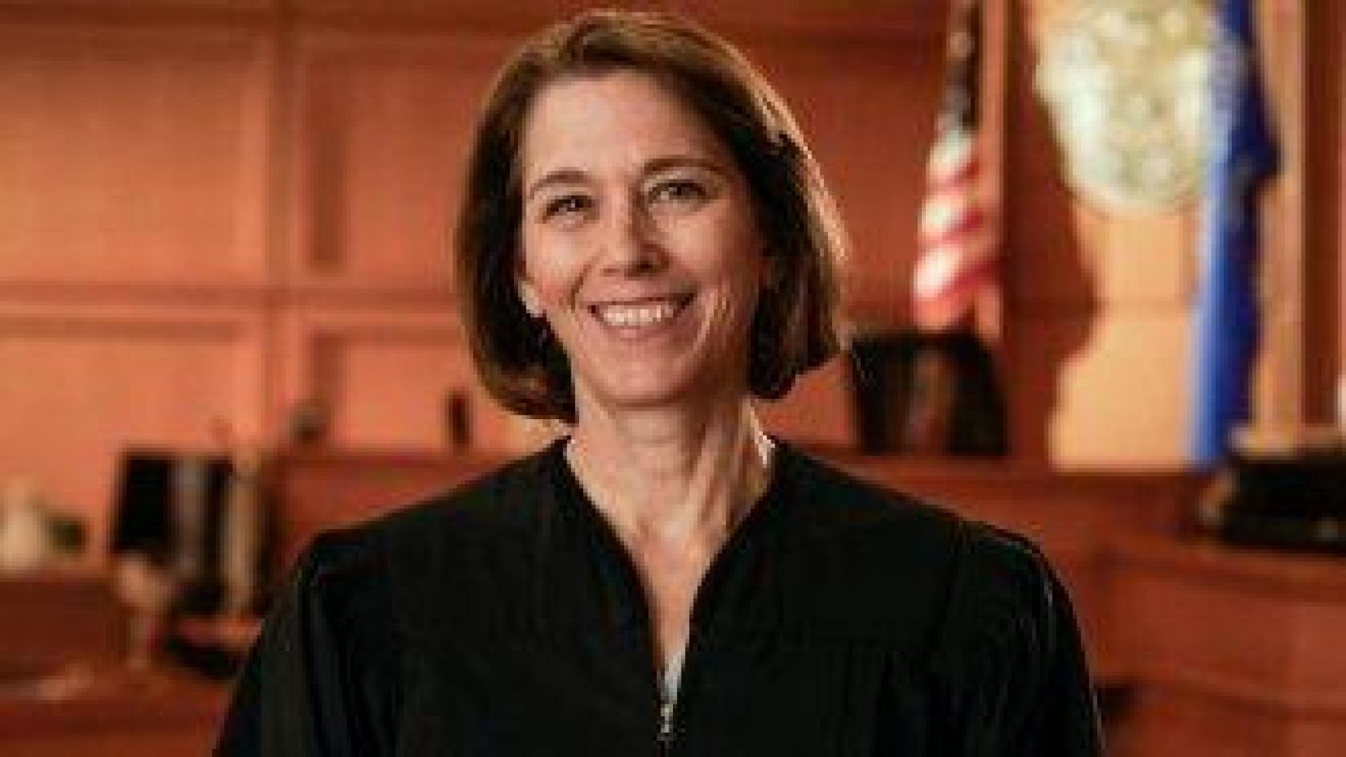 Демократите спечелиха ключовите избори за върховния съд в Уисконсин