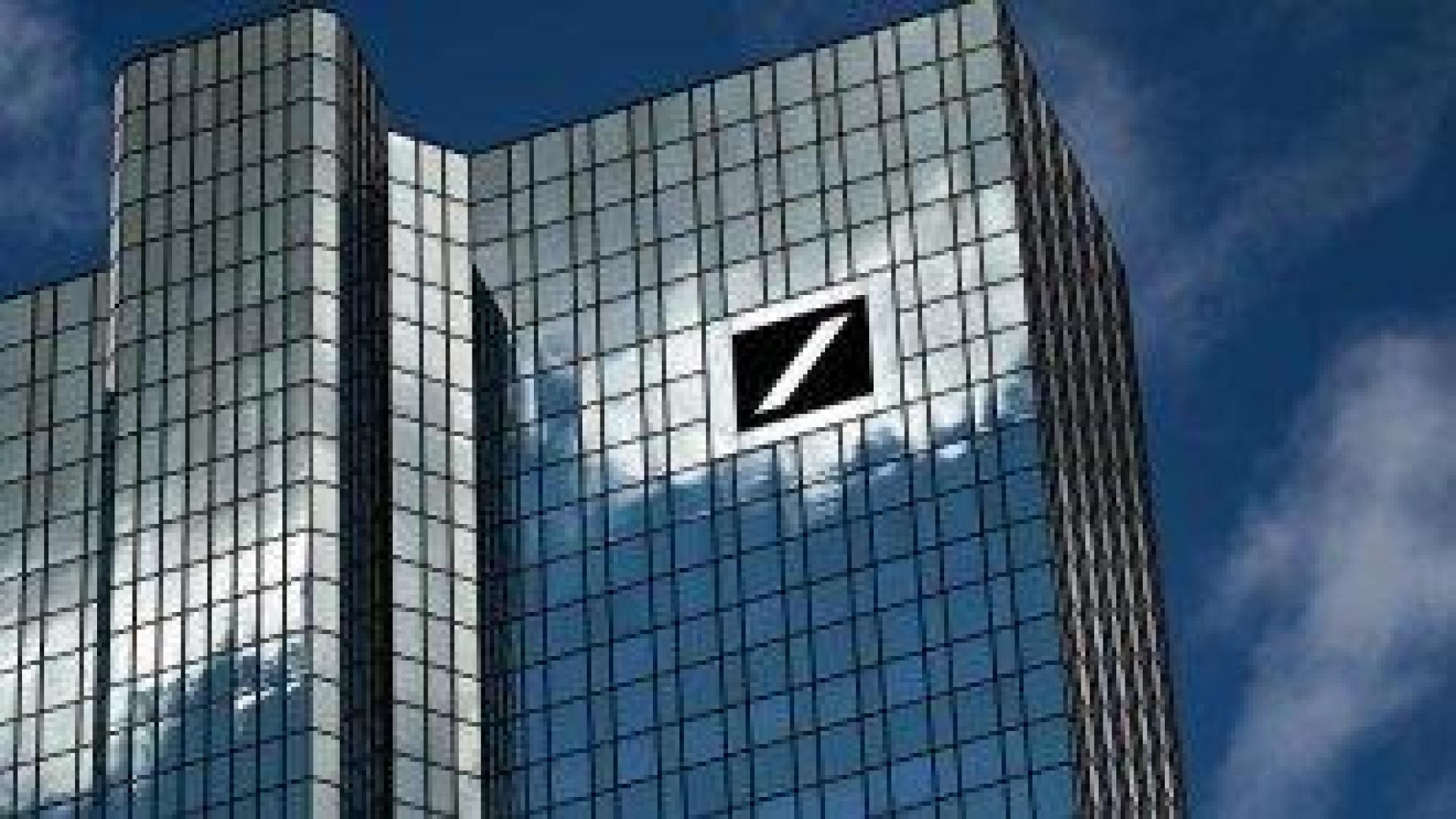 "Маркетингът ни е бил прекалено ентусиазиран". Deutsche Bank ще плати 25 млн. евро глоба за "грийнуошинг"