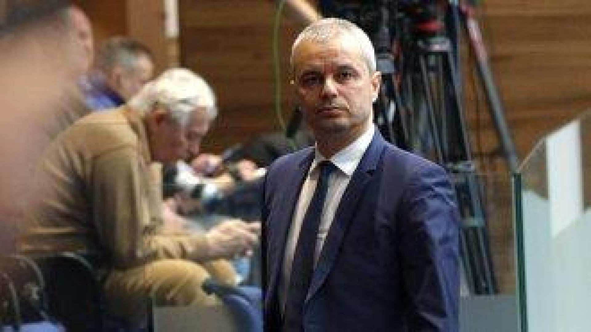 "Възраждане" се радва на митата на Тръмп, които удрят по България и ЕС