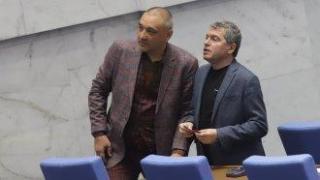 Депутати предлагат парламентът да закрива по-бързо "университетите-фантоми"