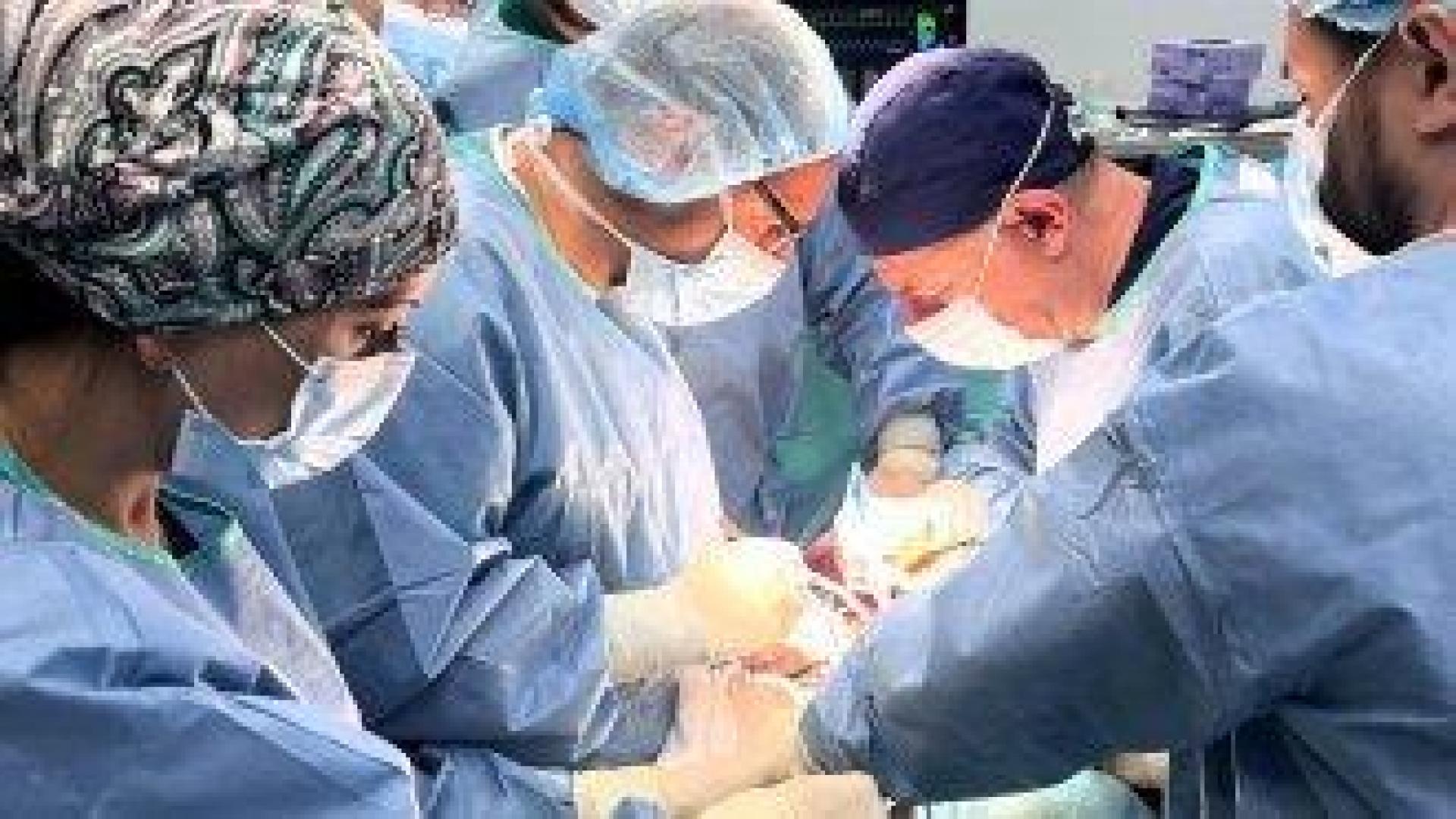 Майка стана донор на бъбрек за дъщеря си