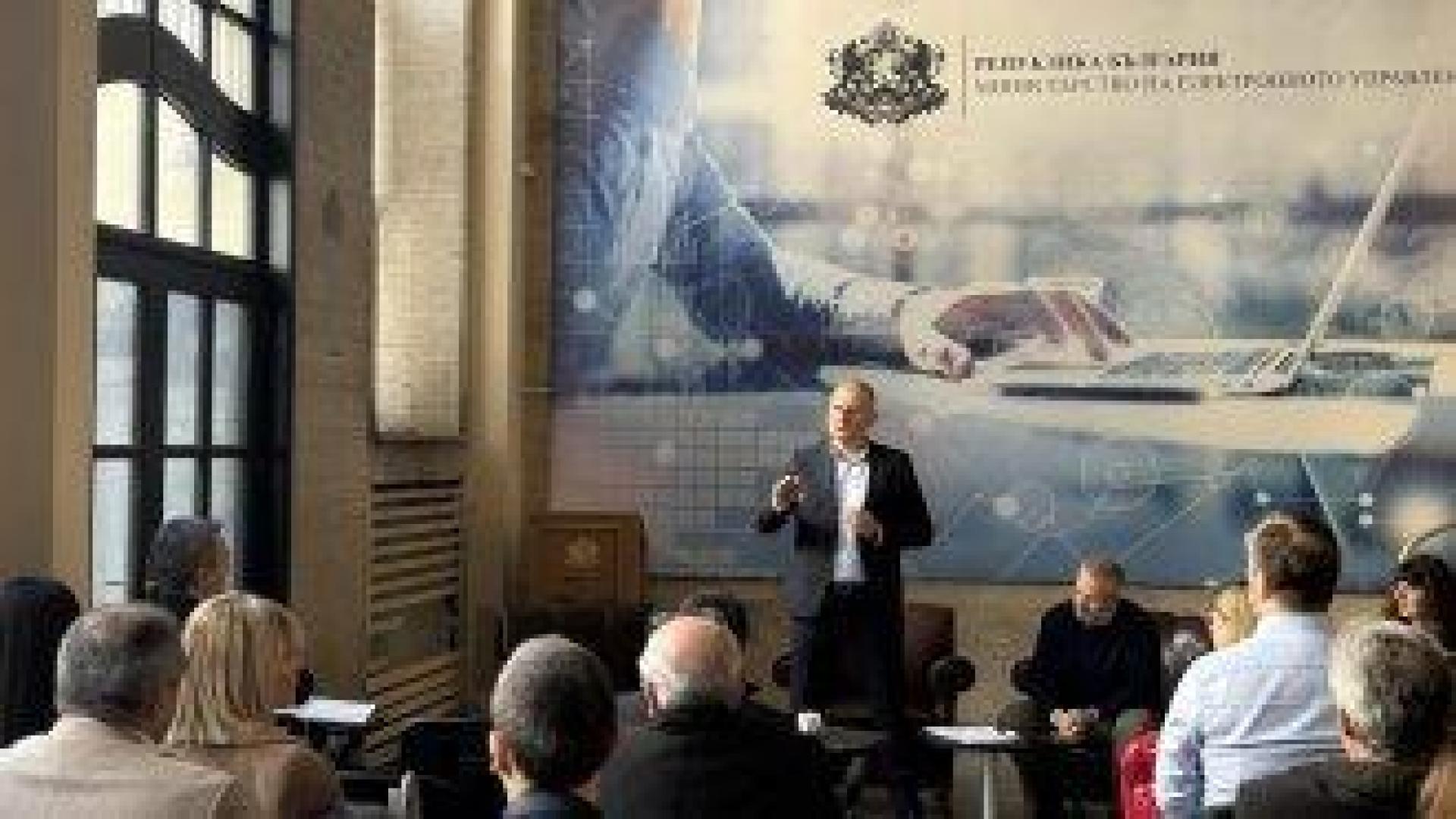 Министерството на е-управлението иска да купува компютрите на чиновниците