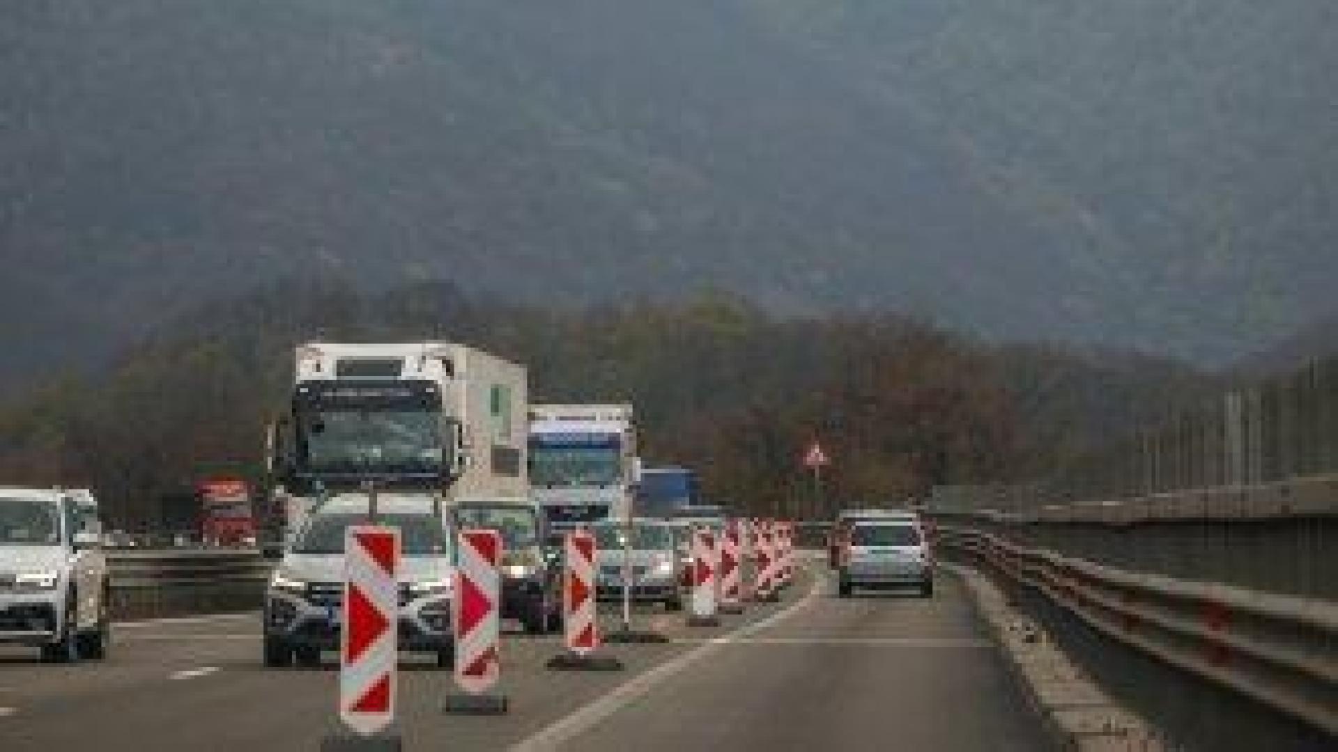 Традиционно интензивен трафик към София след Великденските празници