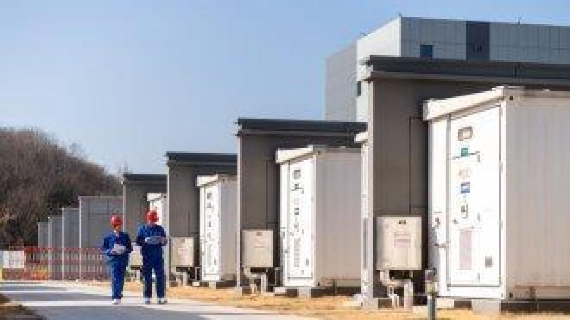 Майката на Марешки и синът на Джевдет Чакъров сред одобрените 112 за батерии за ток с евросубсидии