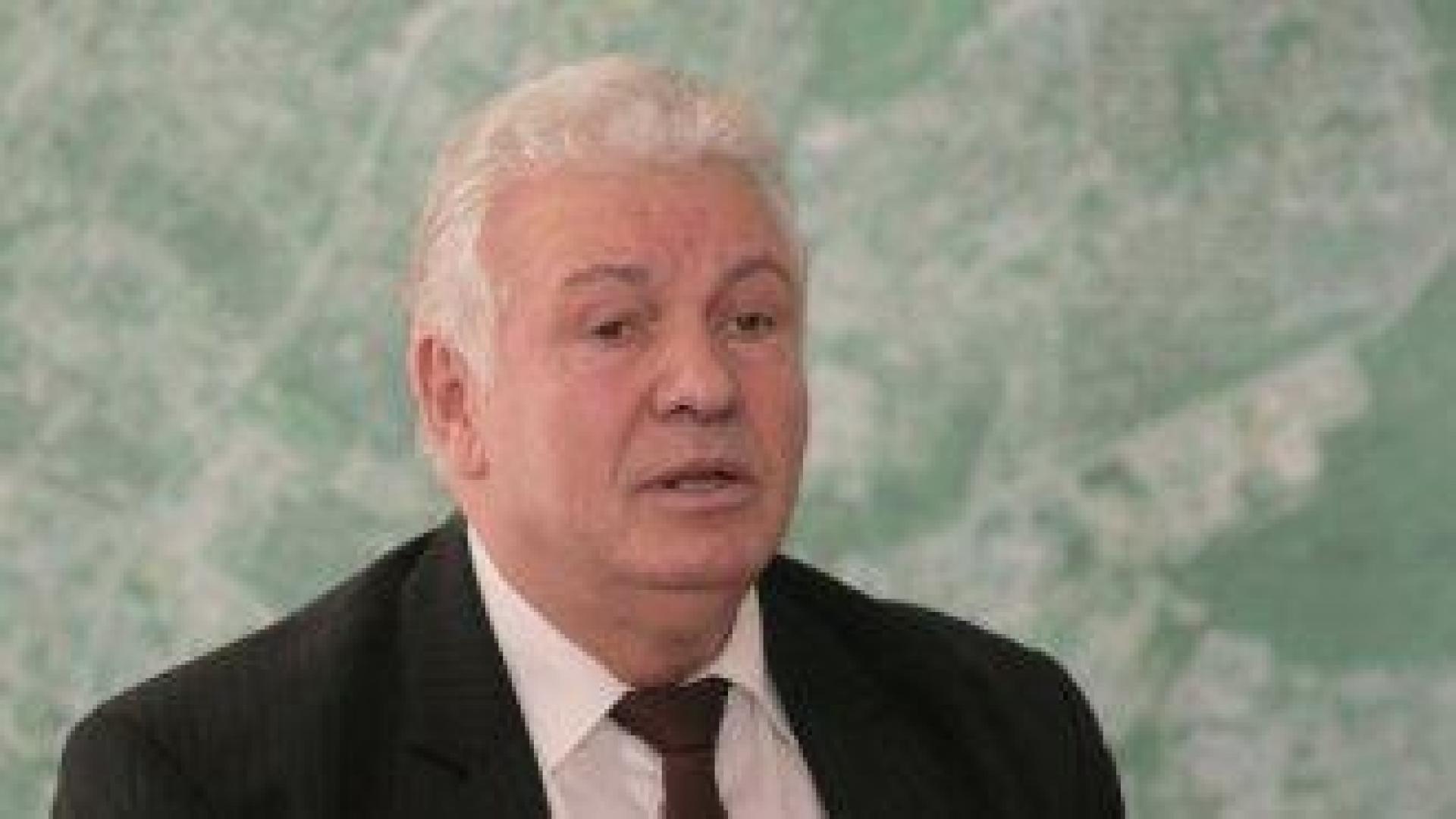 Скандал отложи за малко отстраняването на директора на метрото Стоян Братоев