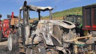 "Има чадър": Пожар изпепели техника за милиони в Ямболско