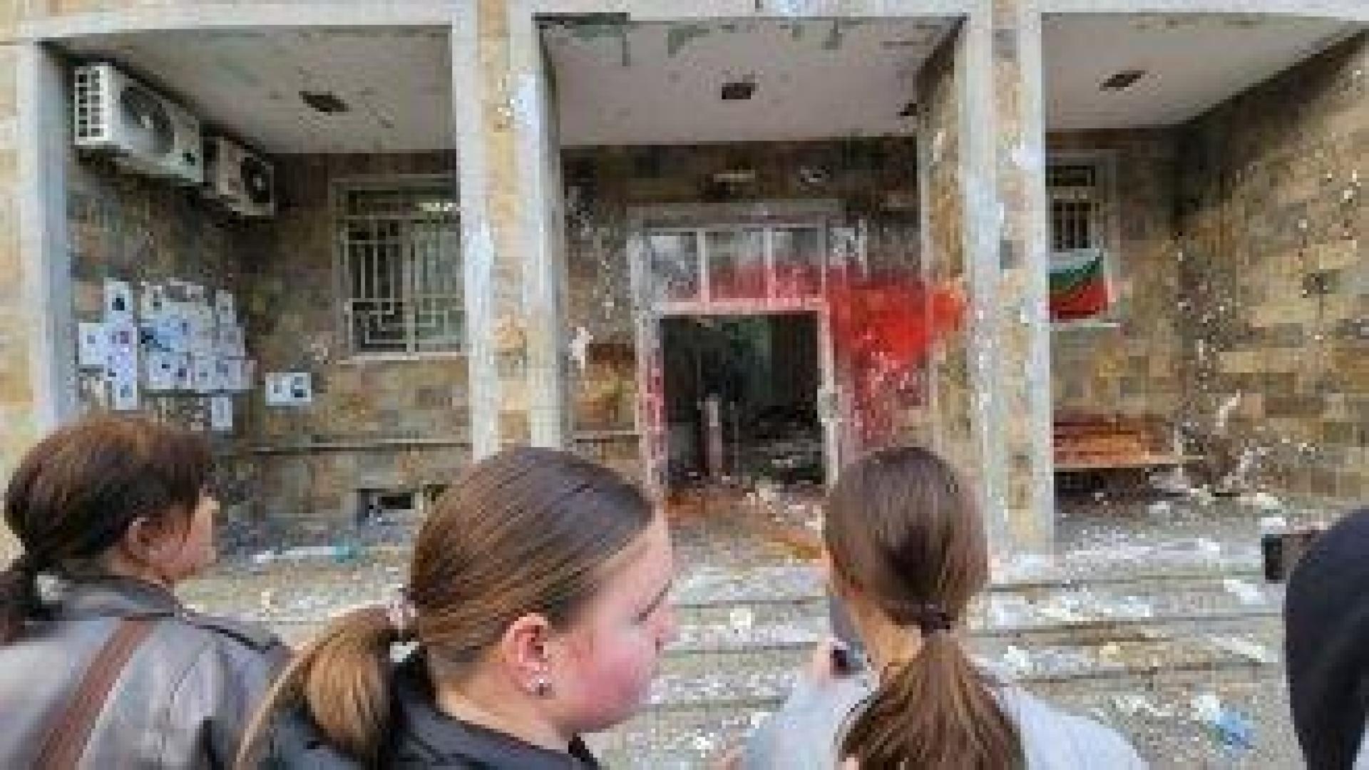 Даниел Митов е поискал оставката на директора на полицията в Хасково