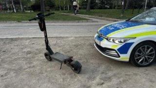 Трима младежи са в кома след инциденти с електрически тротинетки край Силистра