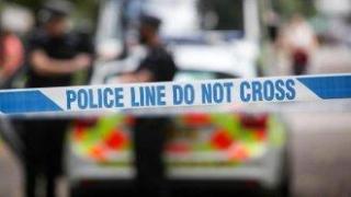 Поне 8 ранени, след като автомобил се вряза в хора на спирка в Щутгарт