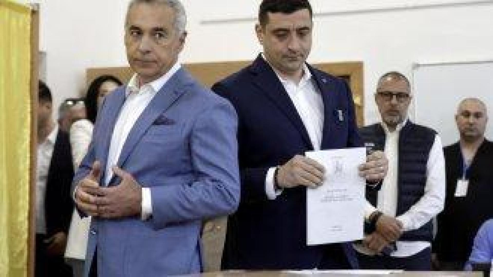 Първи резултати: Ултранационалист печели първия тур на президентските избори в Румъния