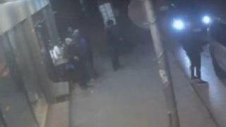 Охранители пребили четирима мъже в Пловдив