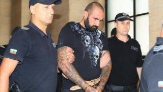 Обвиняем за три убийства е осъден на доживотен затвор