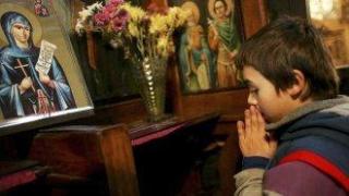 "Училището не е църква": Граждани искат реформи, не религия в училище