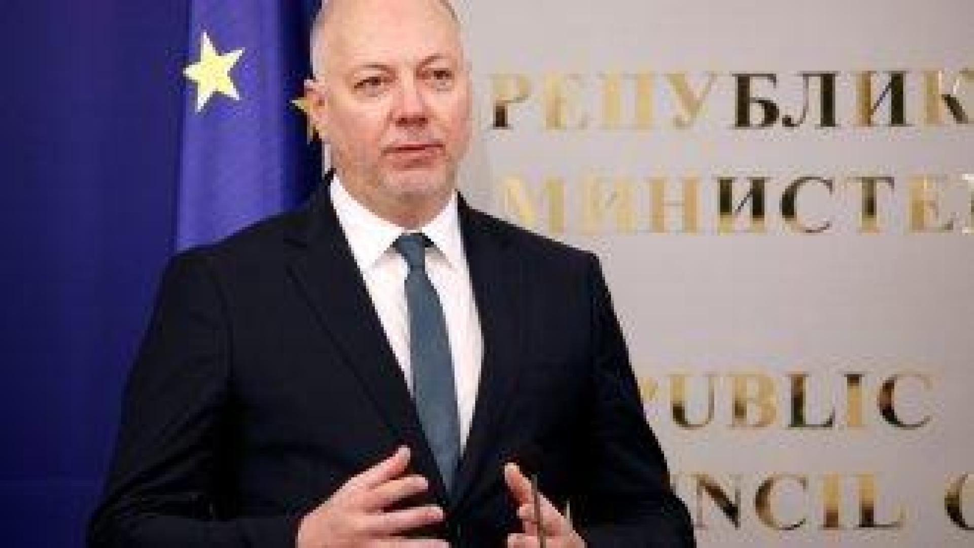 България "не е имала основание" да спре самолета на Вучич за Москва