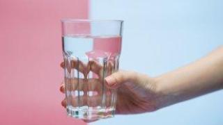 Седем деца от варненска детска градина са в болница след като са пили вода с остатъци от белина