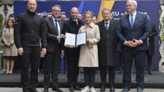 Европа дава милиард евро за отбранителната индустрия на Украйна и създава трибунал за руските престъпления