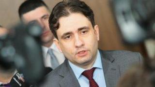 ПП-ДБ иска незабавно отхвърляне на исканото от Радев допитване против еврото