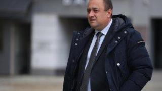 Много пътища са без акт 16, има и без акт 15, каза регионалният министър