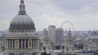 Лондон с план да дава работни визи само на висшисти