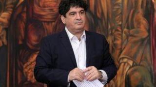 Греди Асса преставя изложбата "Реката"