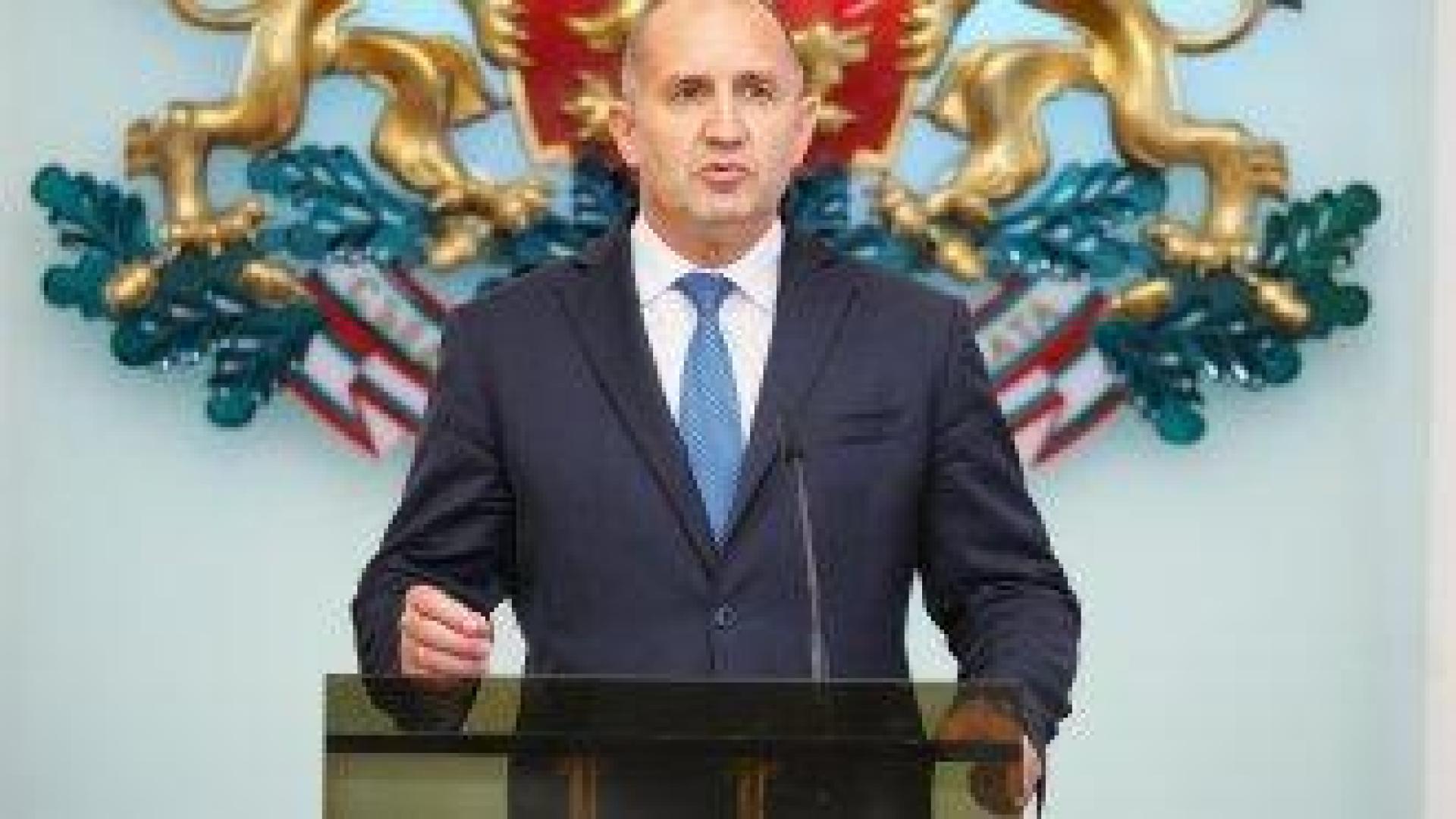 Президентът сезира КС за отказа на НС да разгледа референдума му за еврото