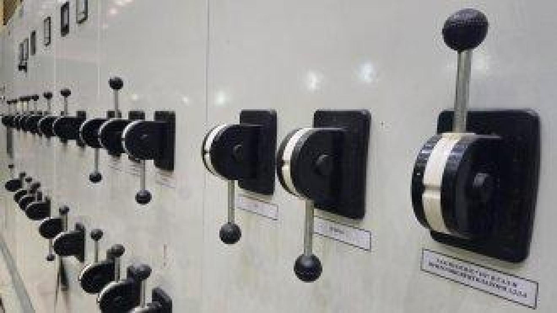 С три нови ПАВЕЦ на концесия и батерии България иска да е "балансиращо чудовище"