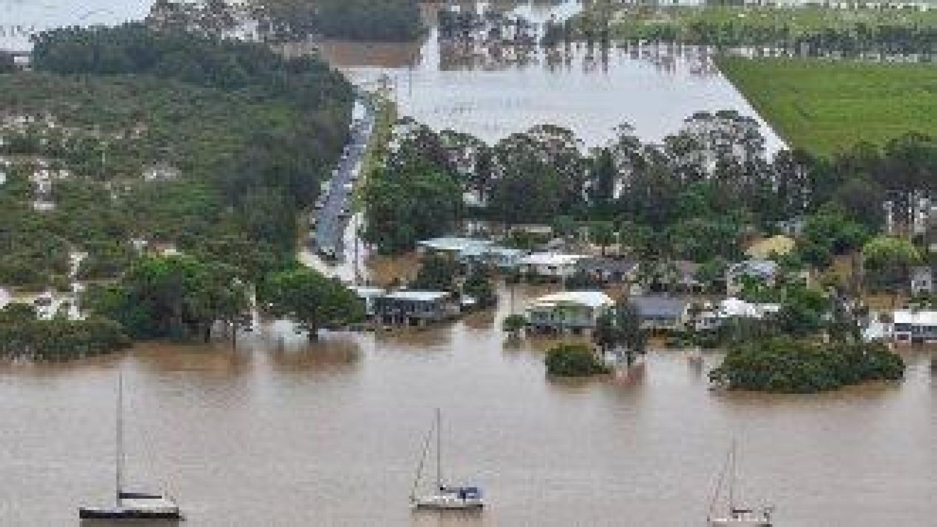 Наводненията в Австралия взеха 5 жертви и наводниха над 10 000 имота