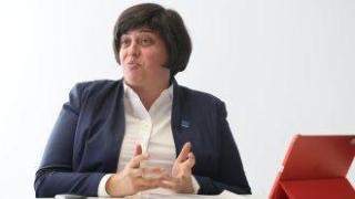 Диана Русинова приела да оглави АПИ, получила поканата със SMS