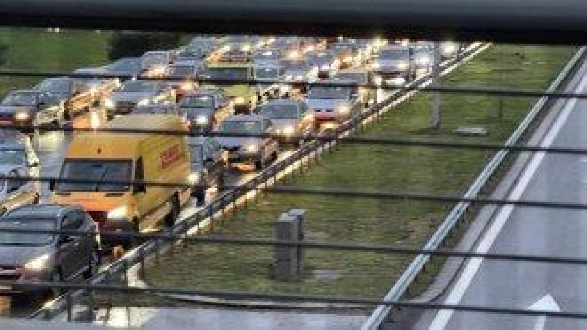 Един българин загина и седем пострадаха при катастрофа на магистрала в Австрия