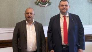 Момчилград и Ардино изоставиха Доган