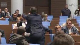 ДБ иска оставката на Цончо Ганев, Божанков го дава на прокуратурата