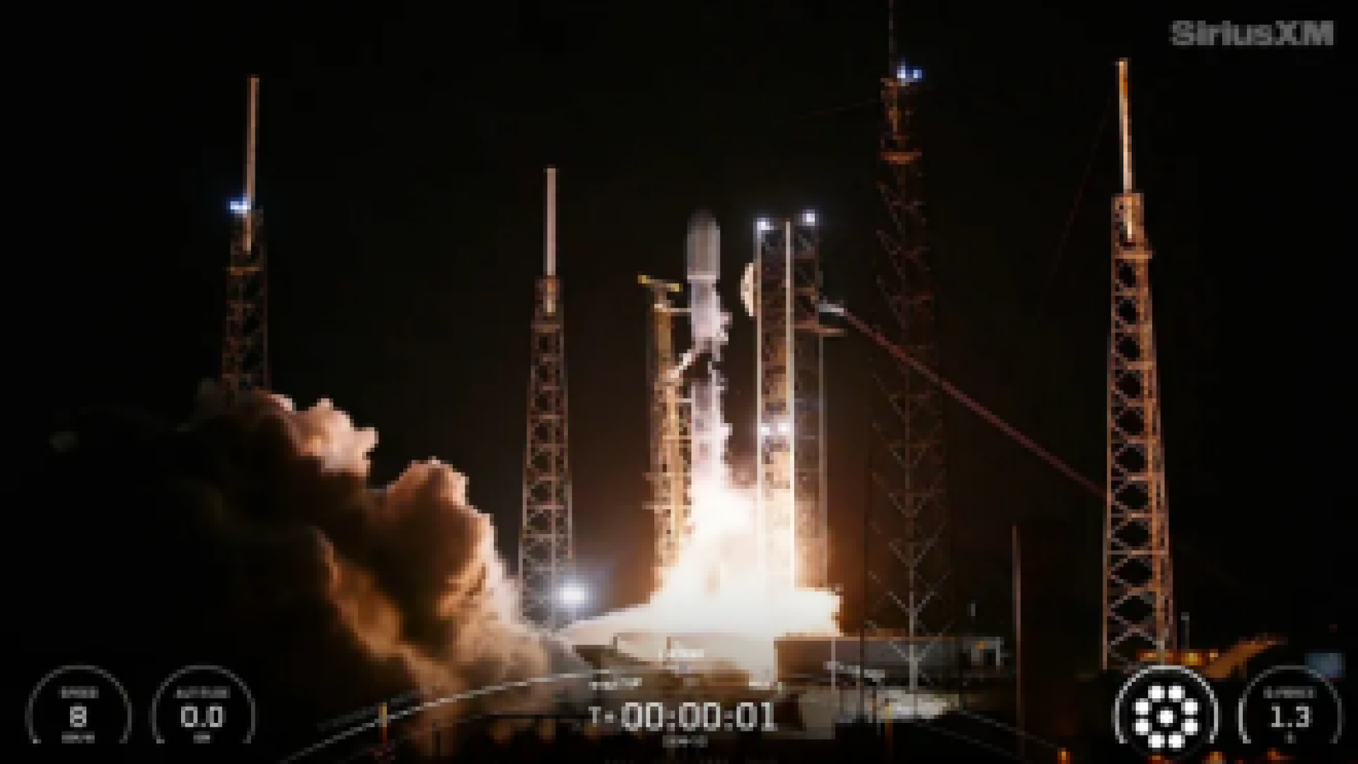 SpaceX успешно изстреля в Космоса голям комуникационен сателит