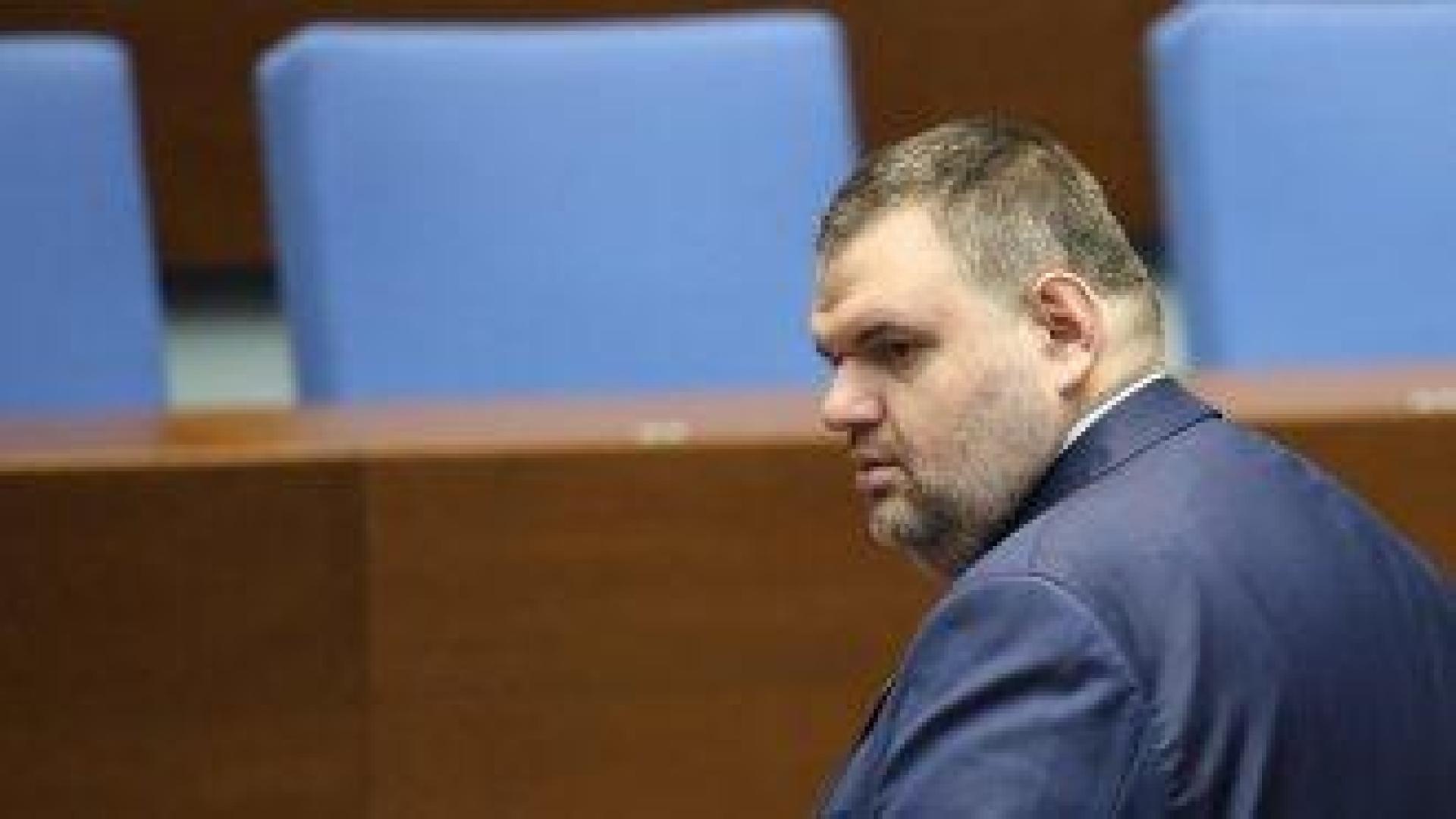 Спрян е проектът на Пеевски за закриване на комисия "Антикорупция"