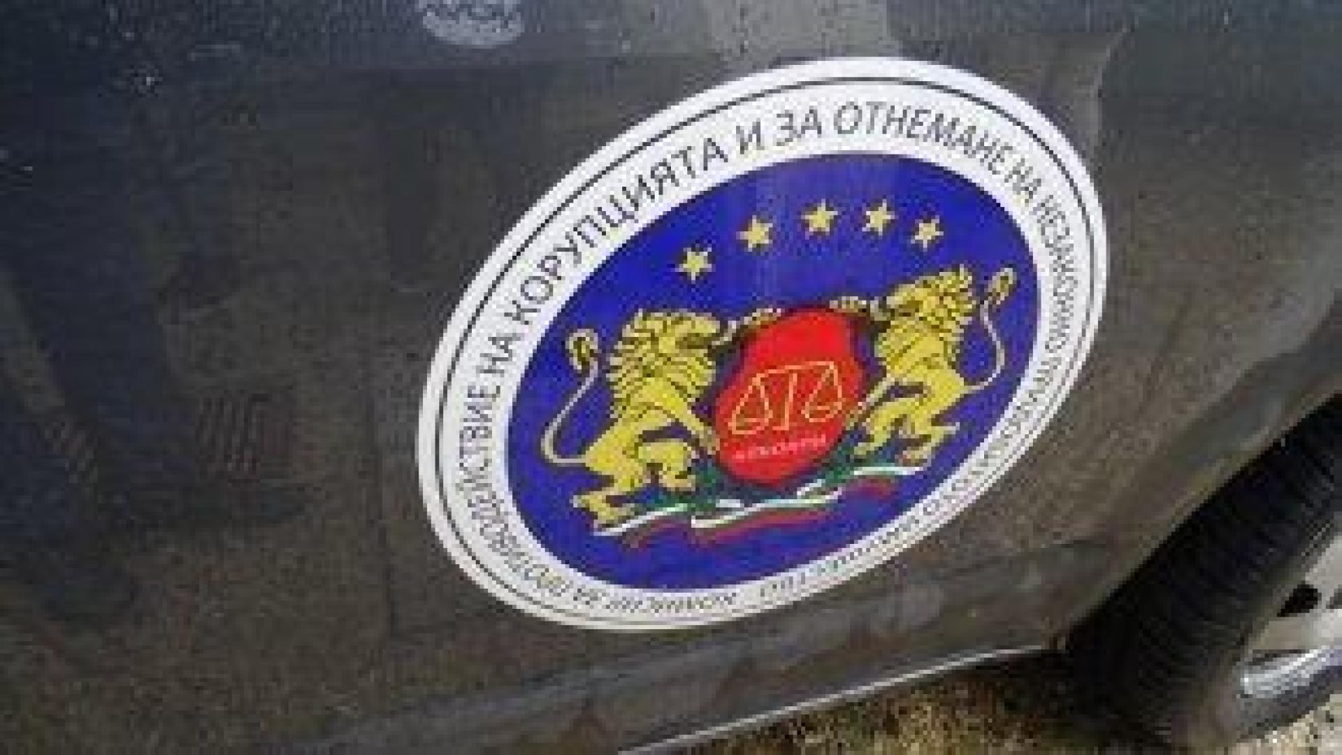 Неспасяемият абсурд с антикорупционната комисия