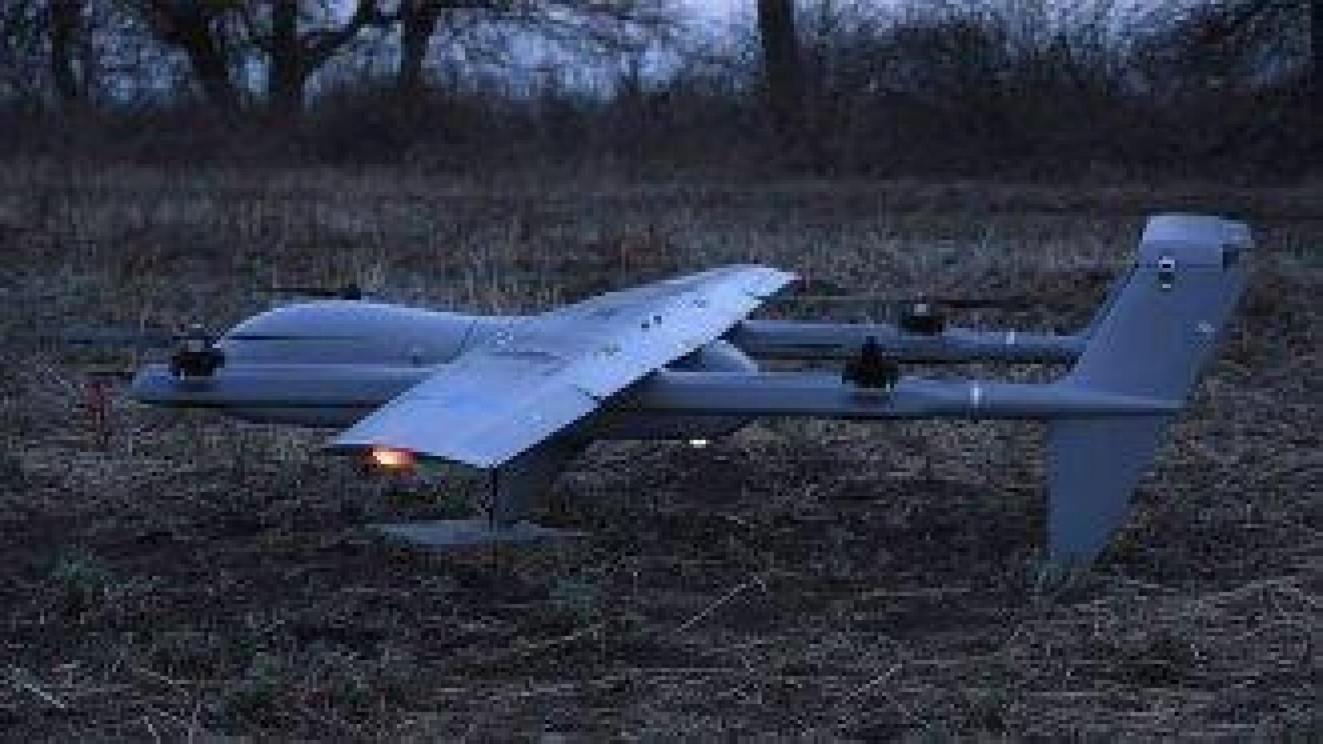 Украйна е ударила руски петролни съоръжения и военно летище