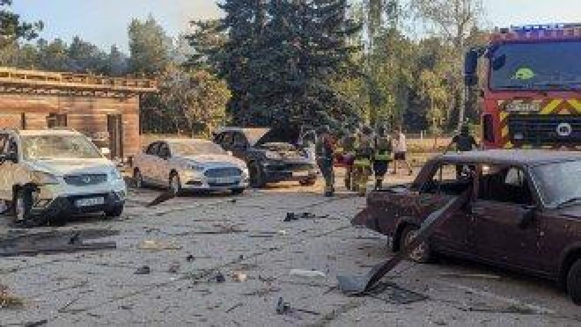 Двама убити и 12 ранени при руски удари по ваканционен лагер в Запорожка област