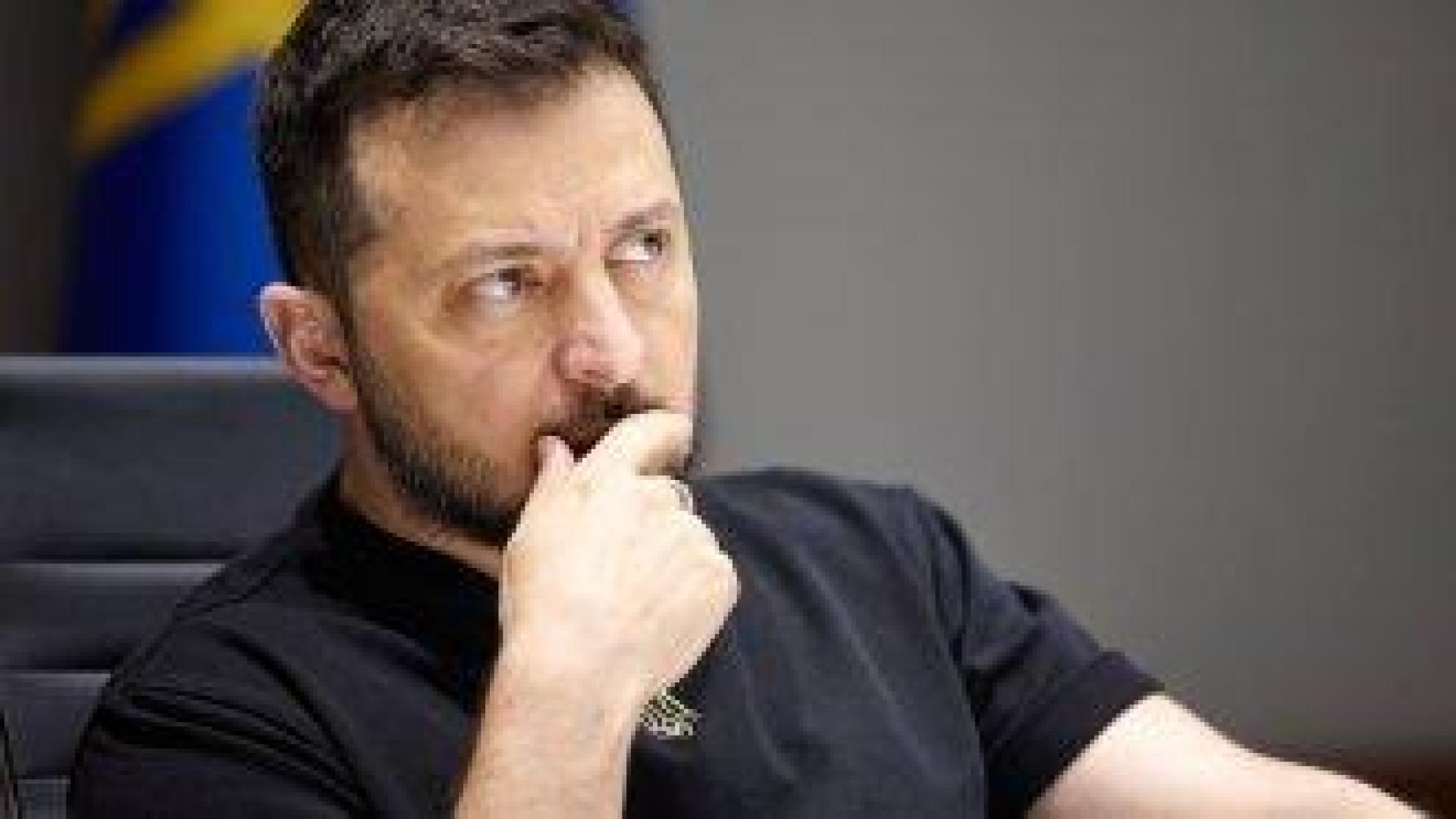 Зеленски: Украинците няма да дадат земята си на окупаторите